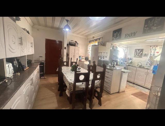 4 BEDROOM HOUSE FOR SALE IN STANDERTON CENTRAL
